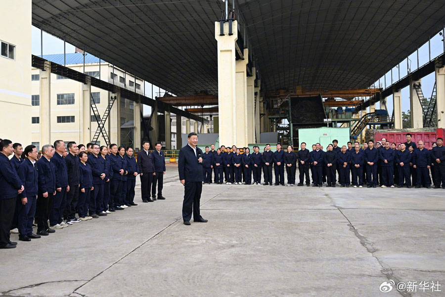 Си Цзиньпин Лайбинь қаласында қант өнеркәсібінің даму жағдайларымен танысты
