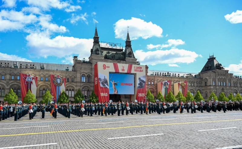 ҚХР Төрағасы Си Цзиньпин Ресейдің Кеңес Одағының Ұлы Отан соғысы жеңісінің 80 жылдығын еске алу мерекесіне қатысты