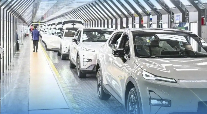 Алғашқы төрт айда автомобиль өндірісі мен сатылымы алғаш рет 10 миллионнан асты