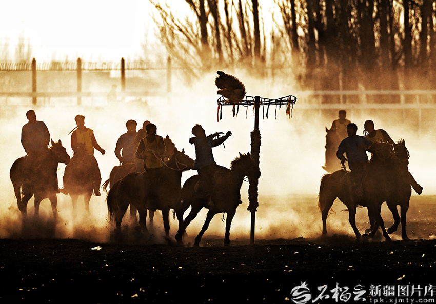 Қысты жылытқан көкпар! Бағраштағы қысқы көкпар ойыны дәстүрлі ғұрыптың өміршеңдігін көрсетті