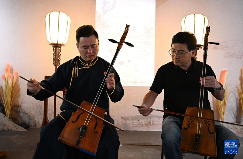 Гуанчжоуда Жібек жолы бойындағы алуан түрлі музыкалық мәдениет көрмесі ашылды