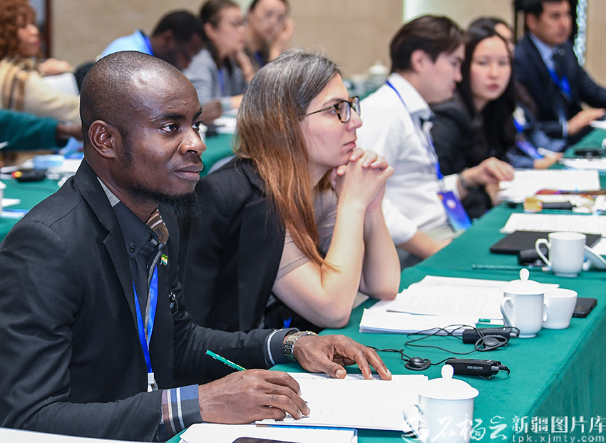 9-ыншы ОАӨЭЫ талдау орталығын дамыту форумы ашылды