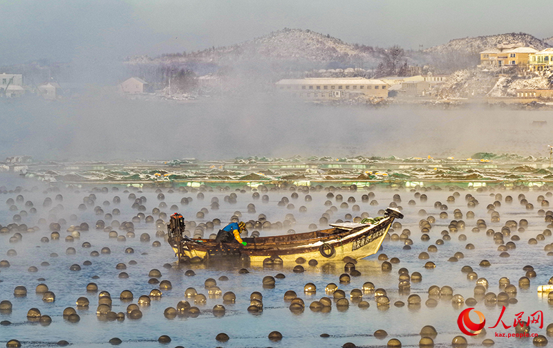 Шаньдун өлкесі Жунчэн қаласы Айлунь шығанағындағы «теңіз тұманы» құбылысы