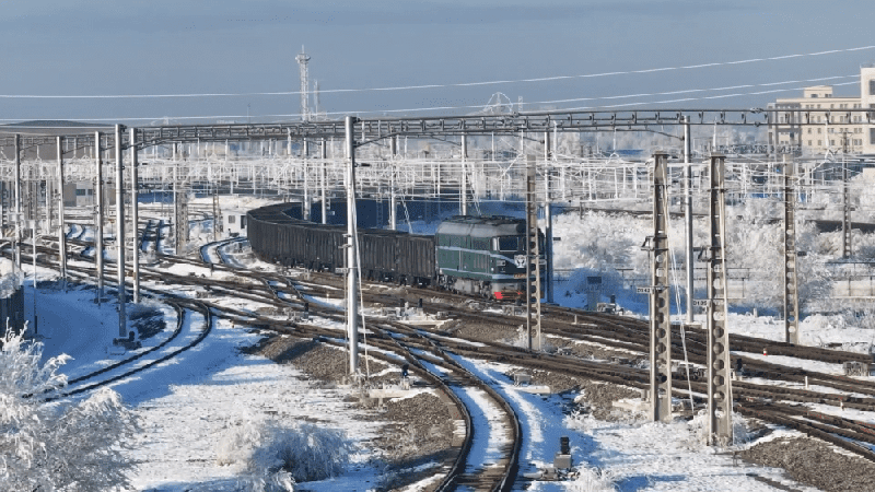 Қорғас 2025 жылы 9 882 Қытай-Еуропа (Орталық Азия) пойызын жөнелтті, бұл рекордтық көрсеткіш