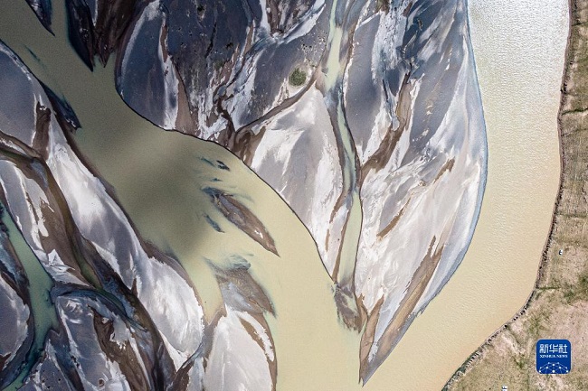 «Қытай су мұнарасы» Үш өзен қайнарының орташа жылдық су қоры 68 миллиард текше метрден асты