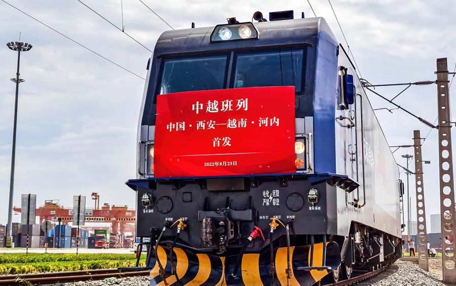 Шэньсидегі Қытай-Вьетнам арасында алғашқы халықаралық жүк пойызы ашылды