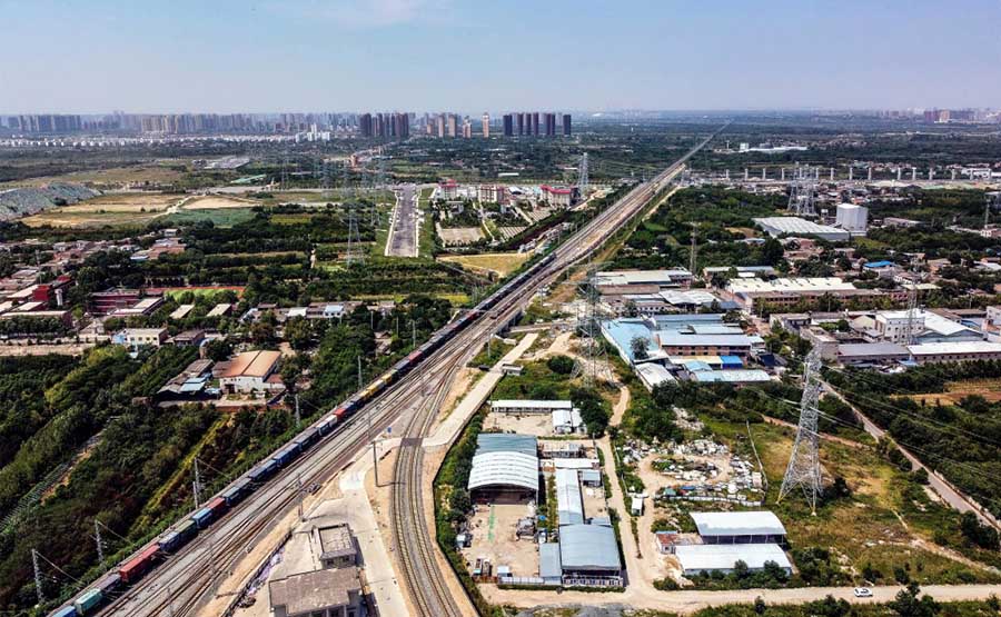 Шэньсидегі Қытай-Вьетнам арасында алғашқы халықаралық жүк пойызы ашылды