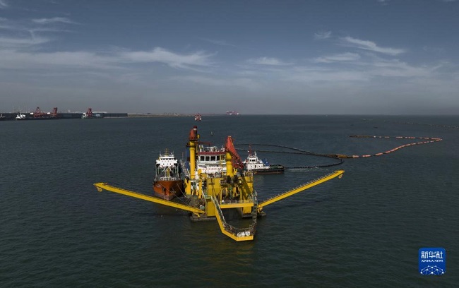 Таншаньдағы Танганның төртінші портында 250 000 тонналық каналдың құрылысы сәтті жалғасуда