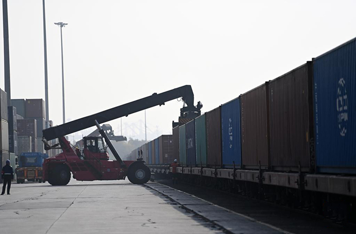 Тяньцзинь портының интермодальды теңіз және теміржол тасымалы 2022 жылы 1 миллион TEU дан асты