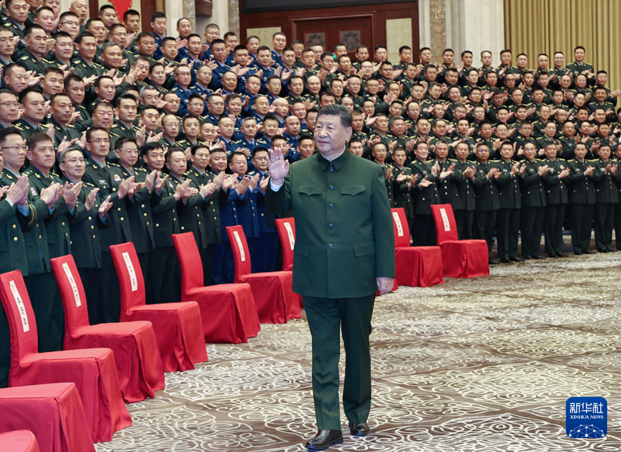 Си Цзиньпин: Жұдырықтай жұмылып, көркем Шыңжаңды одан әрі гүлдендірейік