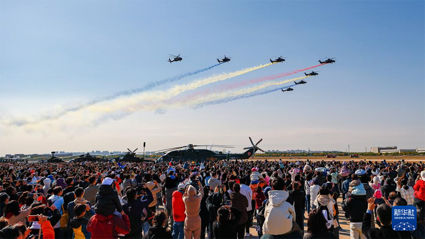 Қытайдың 7-інші Тяньцзинь Халықаралық тікұшақ көрмесінің ашық есік күні басталды