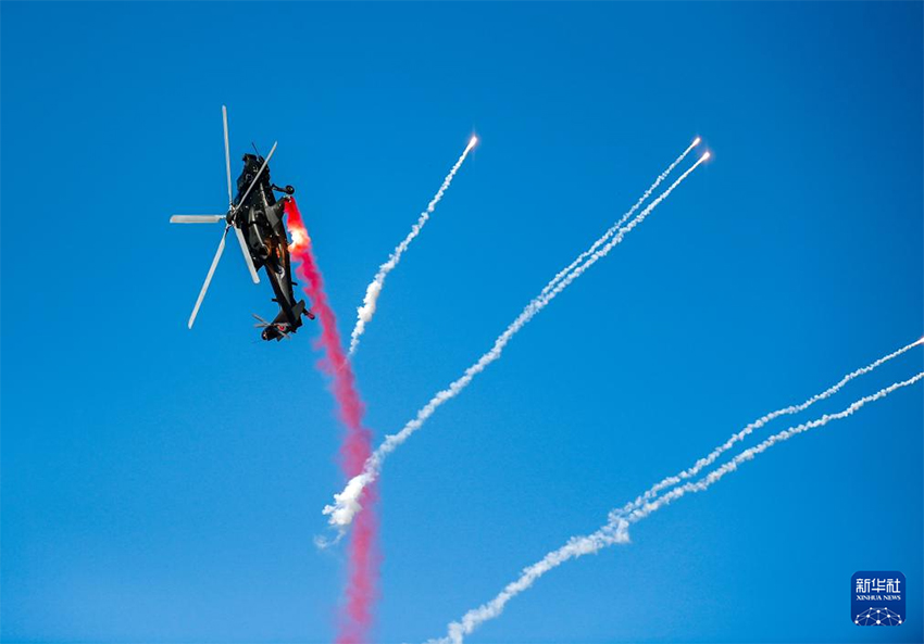 Қытайдың 7-інші Тяньцзинь Халықаралық тікұшақ көрмесінің ашық есік күні басталды