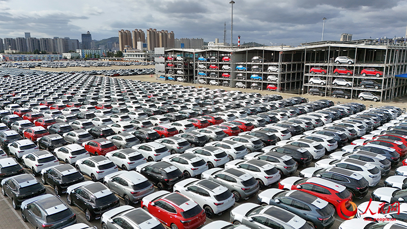 Қытайдың ЖІӨ алғашқы үш тоқсанда сәйкес мезгілмен салыстырғанда 5,2%-ға өсті