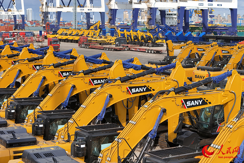 Қытайдың ЖІӨ алғашқы үш тоқсанда сәйкес мезгілмен салыстырғанда 5,2%-ға өсті