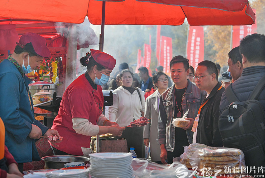 Шыңжаңның Қашқарында 6-ыншы Жібек Жолы мәдени фестивалі ашылды