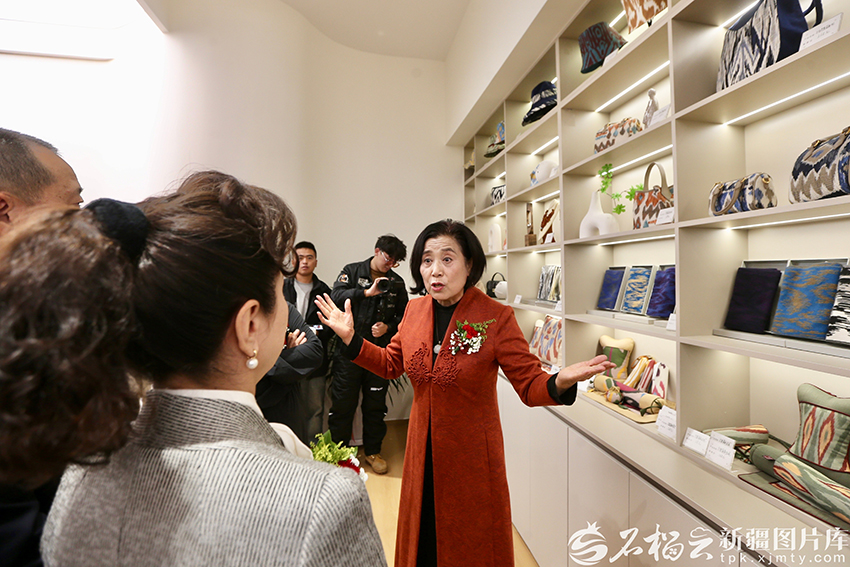 Үрімжіде SILKROAD GORGEOUS (Жібек жолы кереметі) киім-кешек мәдениеті мұражайы ашылды