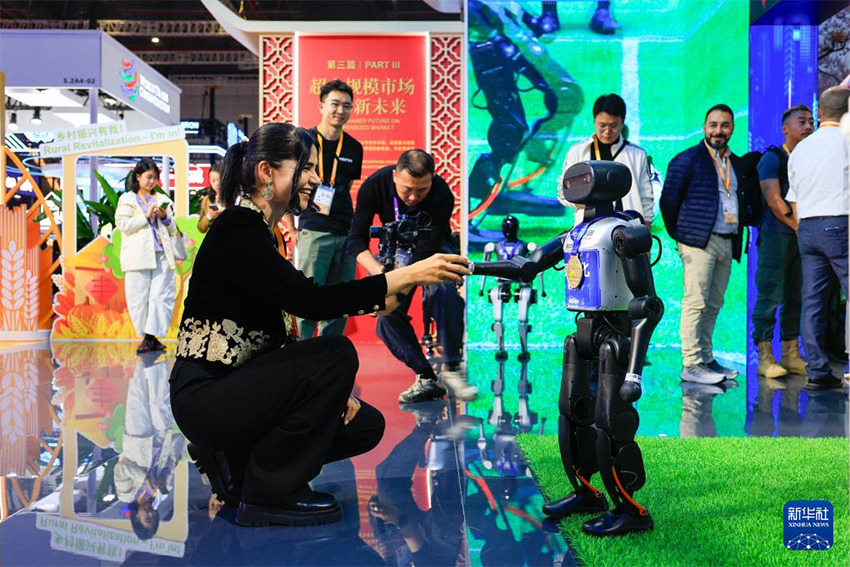 8-інші Қытай импорт көрмесі: Қытай павильонындағы ғылыми-технологиялық жетістіктер