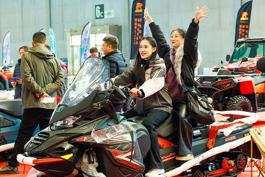 Үрімжі, Шыңжаң: 19-ыншы Шыңжаң қысқы көрмесі ойдағыдай өтті