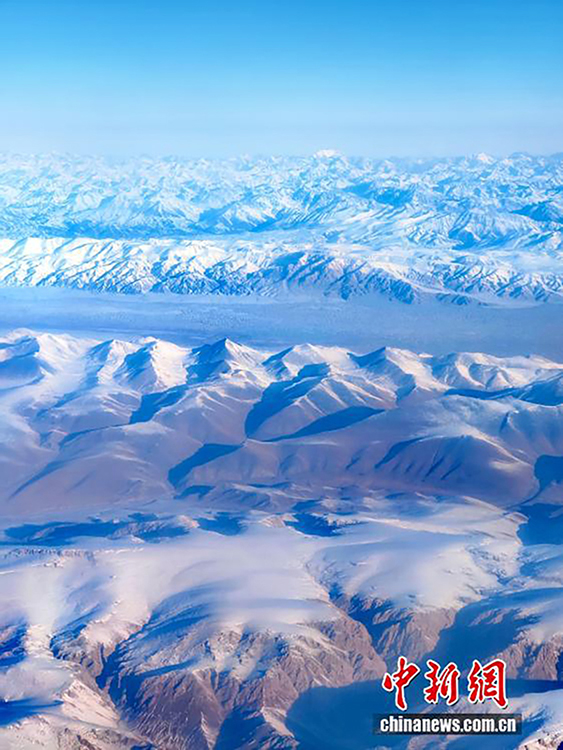 Қысқы Тяньшаньның айбынды да әсем көрінісі