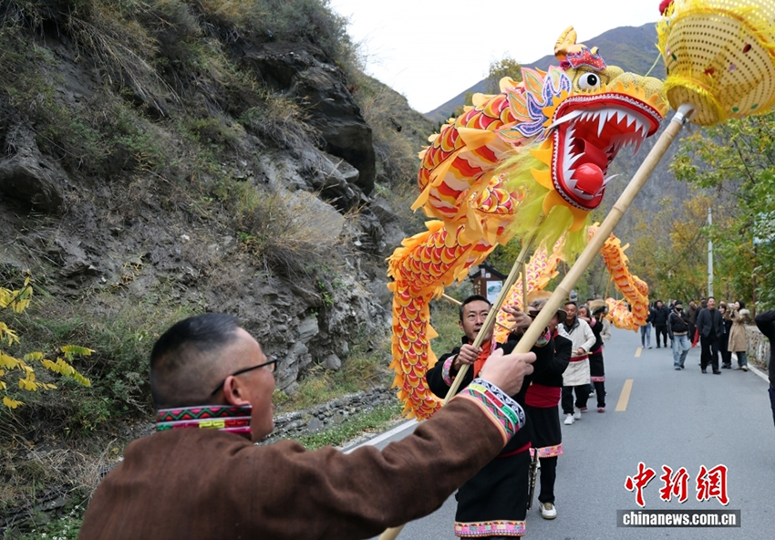Сычуань өлкесінің Маосянь ауданы Цянь күнтізбесінің жаңа жылын халықтық дәстүрмен атап өтті