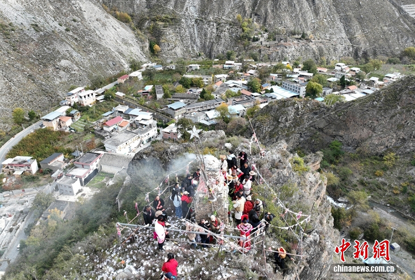 Сычуань өлкесінің Маосянь ауданы Цянь күнтізбесінің жаңа жылын халықтық дәстүрмен атап өтті