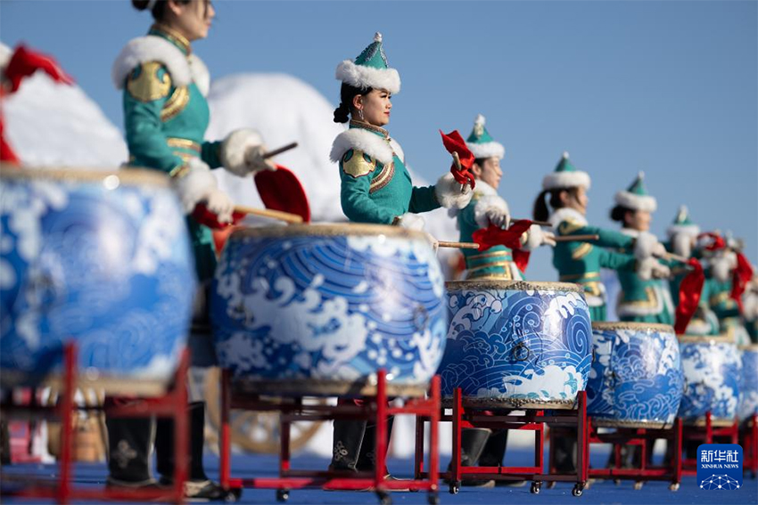 Хух-Хото: Қар-мұз сахнасы мәдениет пен туризмді біріктірді