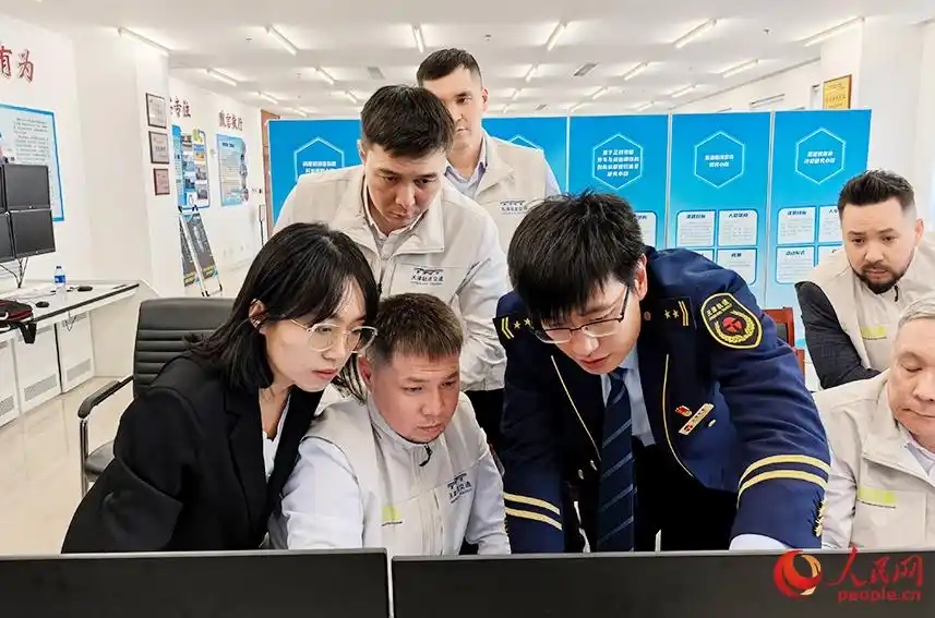 Тяньцзинь Астана жеңіл теміржолына диспетчерлік мамандар дайындады