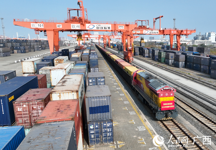 Батыс құрлық-теңіз жаңа дәлізінің 2026 жылғы алғашқы жүк пойызы жолға шықты