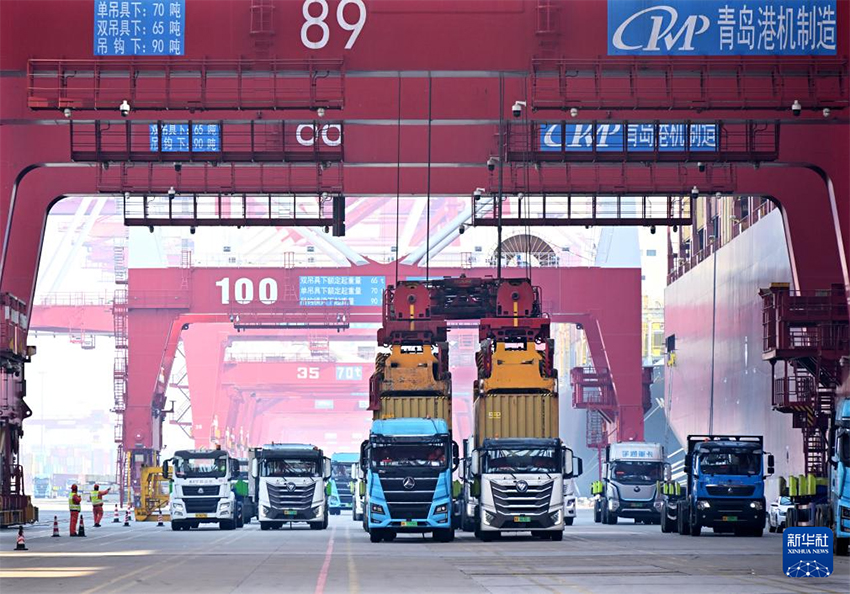 Шаньдунның Циндао порты: Жылқы жылындағы Көктем мерекесінің «Толық ат күші»