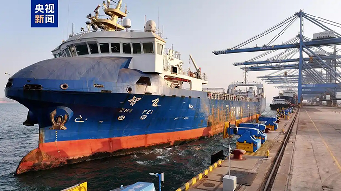 Қытай контейнерлік кемелердің бүкіл процесінің автоматты жұмысын жүзеге асырды