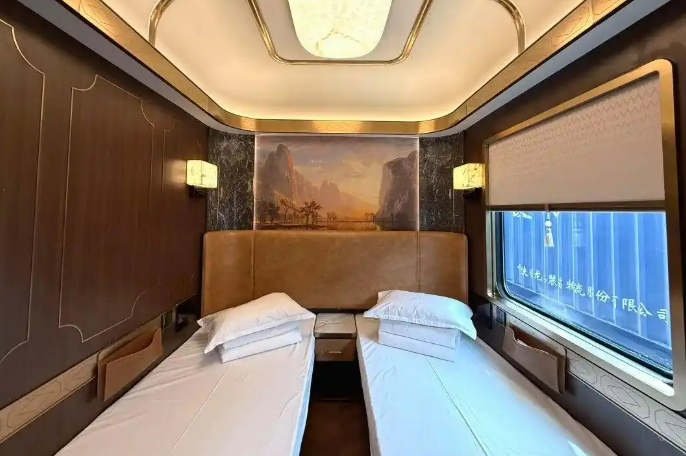 Шыңжаң темір жолы туристік пойыздарды жаңартып, «жылжымалы қонақ үйлерді» салды