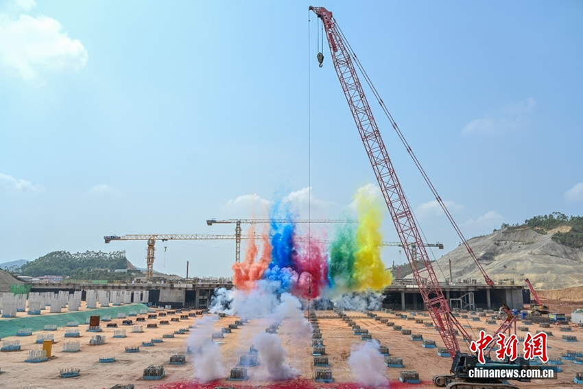 Гуанчжоу жаңа әуежайының құрылысы басталды