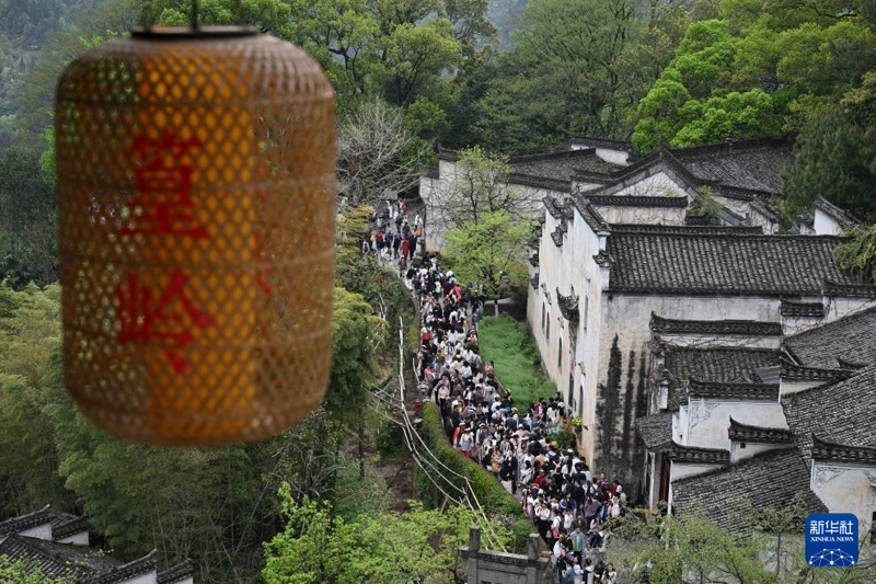 Көктем құшағындағы Қытай